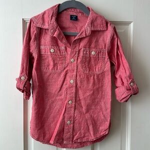 Gap kids Weathered Red light weight button down shirt Size 5T 100% cotton.